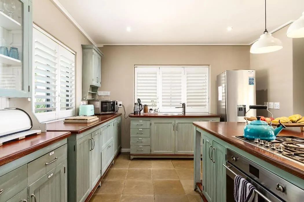 Villa Misty Cliffs Scarborough