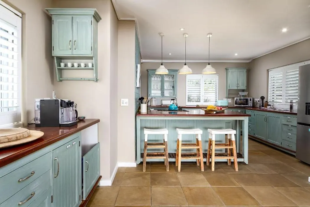 Villa Misty Cliffs Scarborough