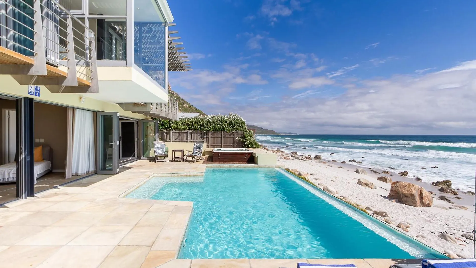 Villa Misty Cliffs Scarborough